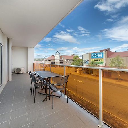 Aparthotel Abode Tuggeranong Camberra Exterior foto
