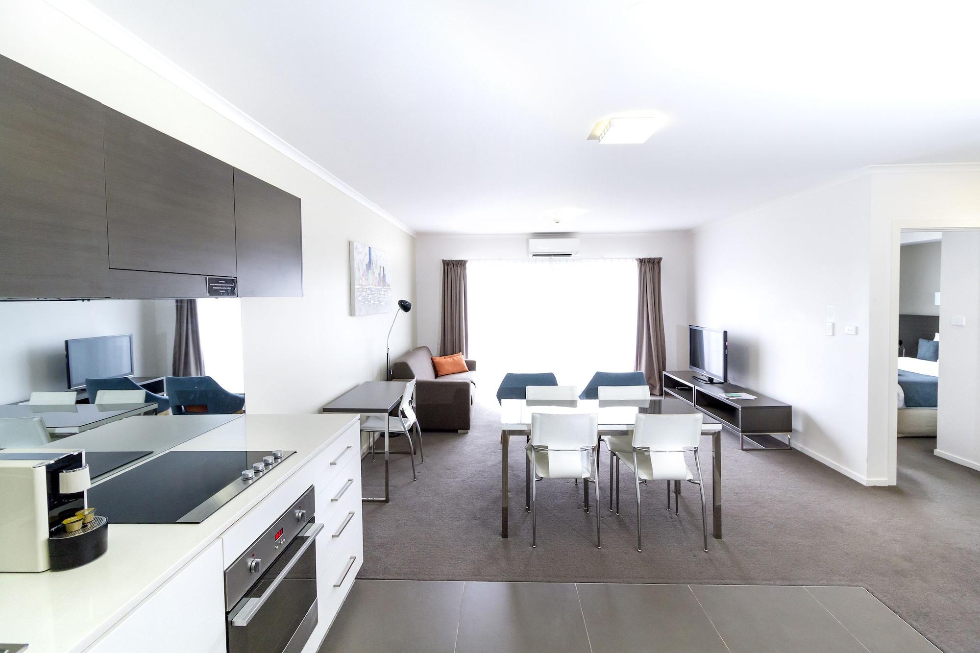 Aparthotel Abode Tuggeranong Camberra Exterior foto