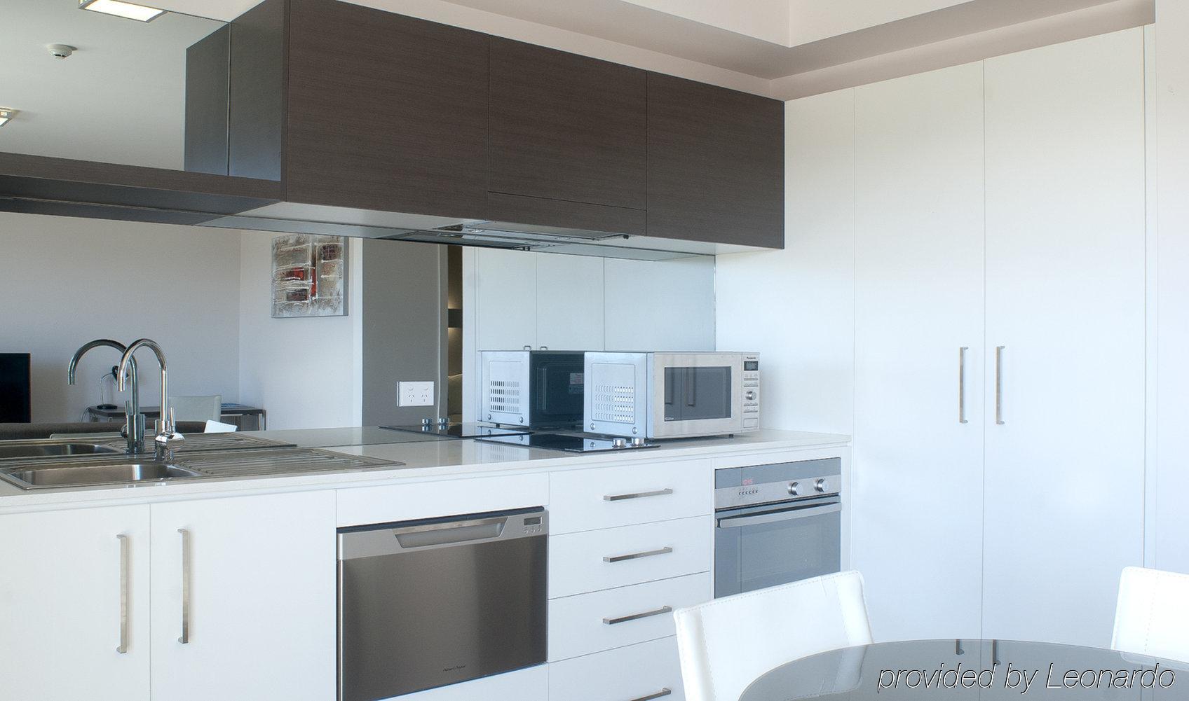 Aparthotel Abode Tuggeranong Camberra Exterior foto