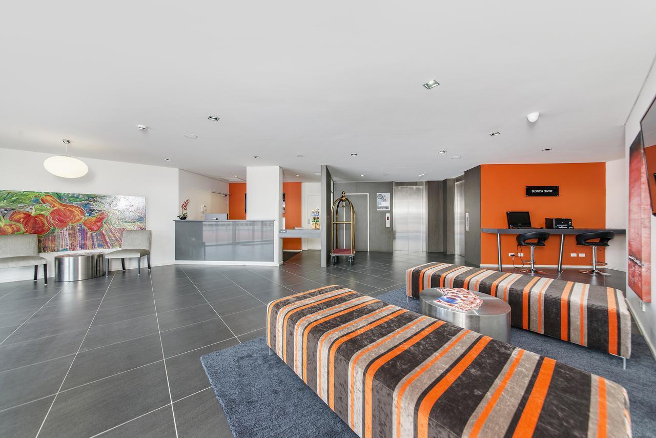 Aparthotel Abode Tuggeranong Camberra Exterior foto